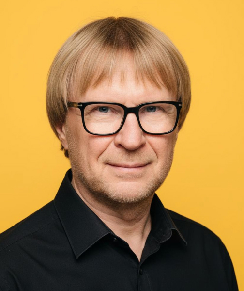 Александр Хохлов, Строительное подразделение